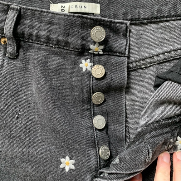 PacSun Black Straight Leg Jeans with White Floral Pattern - Picture 8 of 9